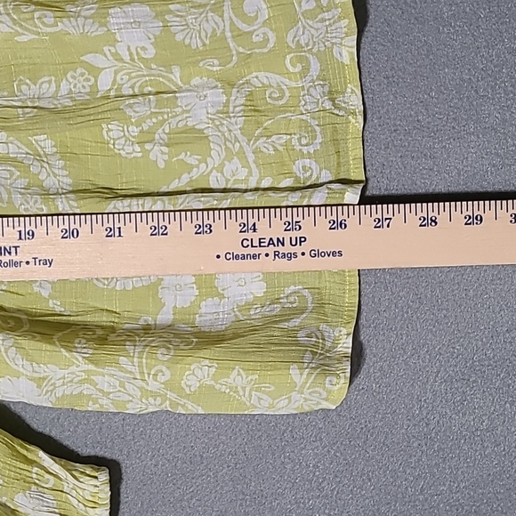 CATO Women's Green Ruffle 3/4 Sleeve Blouse - Size Large - Picture 5 of 11